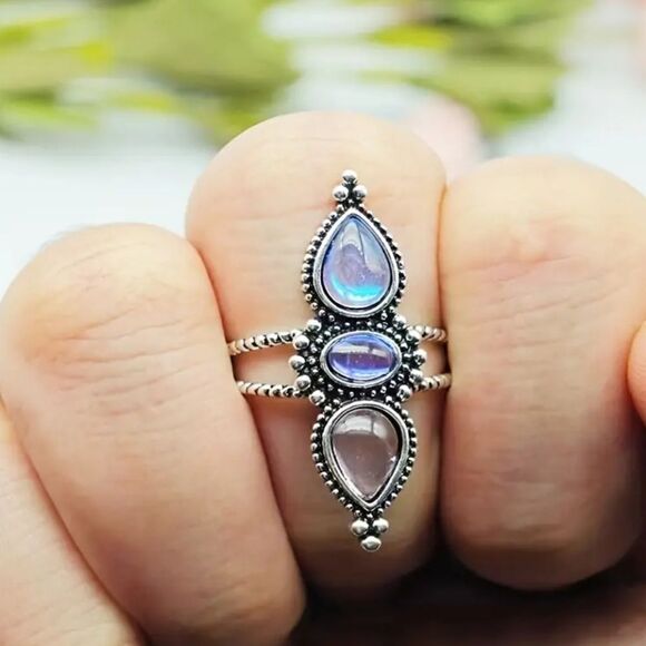 Exquisite Mosaic Ring Silver Plated Inlaid with Synthetic Gems - Picture 9 of 9